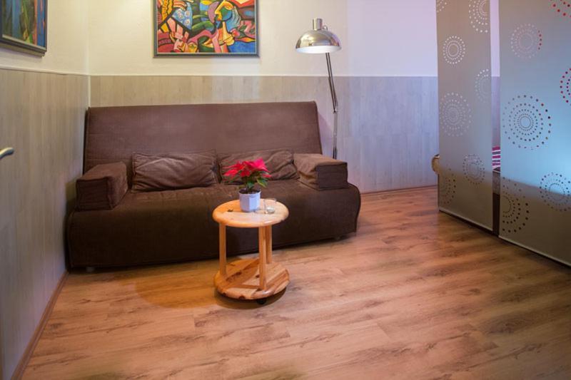 גרייפסוואלד H&H Apartments Im Herzen Der Stadt Teilweise Mit Balkon Ruhig Zentral Modern Mit Kueche מראה חיצוני תמונה